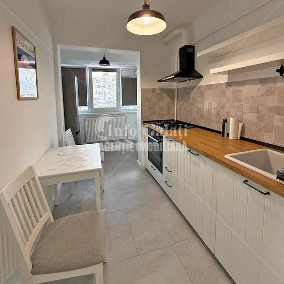 Apartament cu 2 camere decomandat în Central