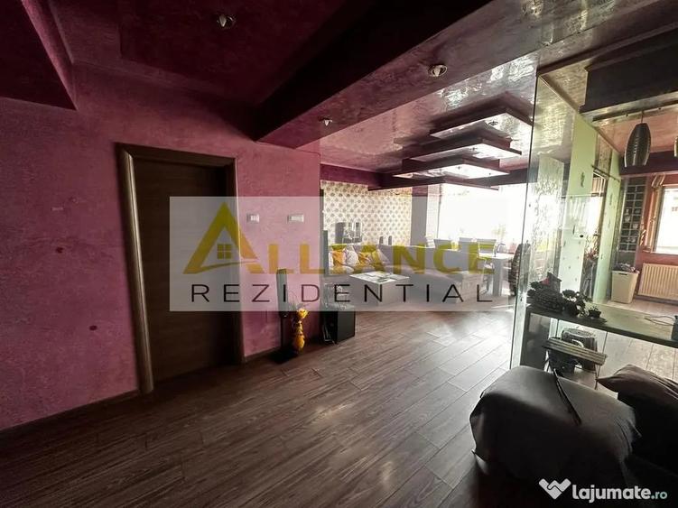 Apartament cu 3 camere decomandat în Berceni