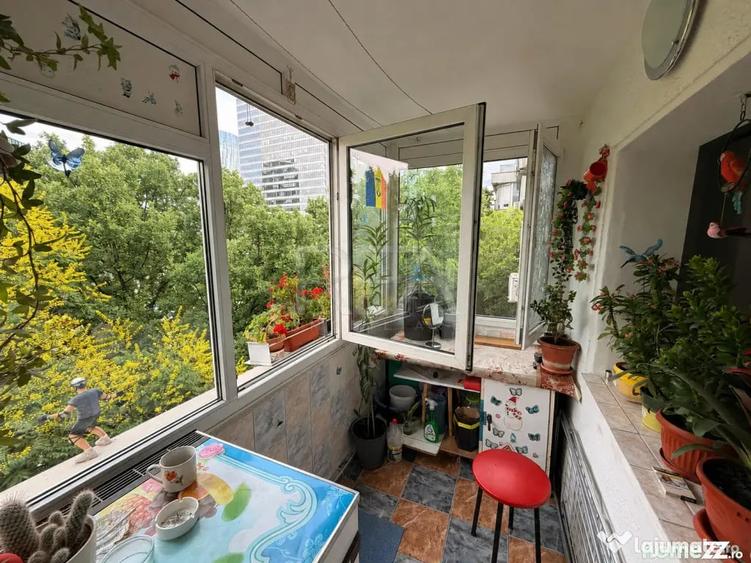Apartament cu 2 camere decomandat în Aviației