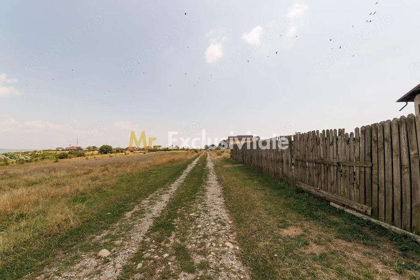 Casă cu 3 camere cu Teren 705 Mp în Craiovei