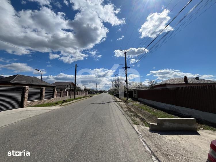 Casă cu 2 camere cu Teren 880 Mp în Broșteni