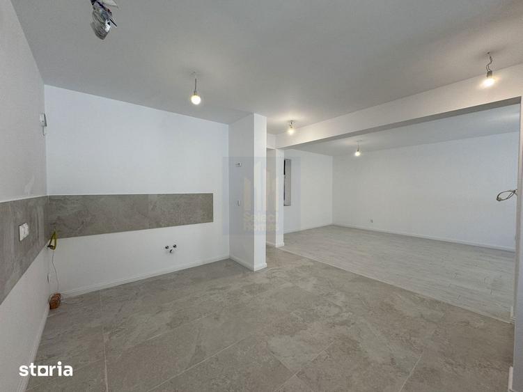 Apartament 5 camere triplex cu curte de vanzare *metrou Crangasi* - 2