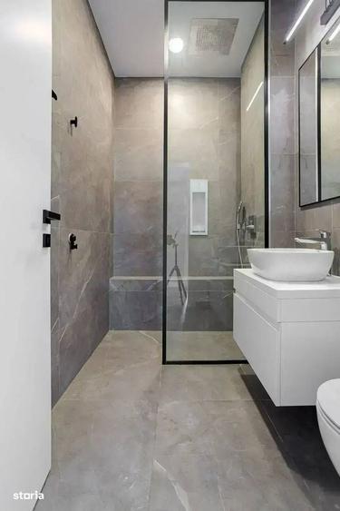 Apartament cu 4 camere decomandat în Pipera