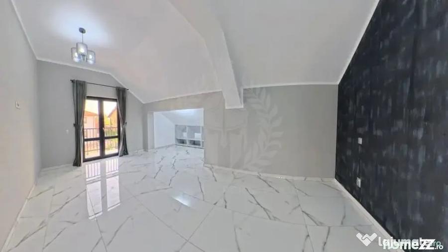 Casă cu 4 camere cu Teren 413 Mp în Păulești