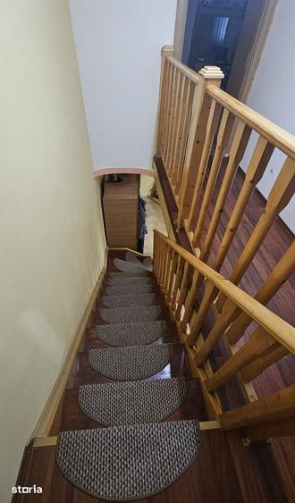 Casă cu 3 camere cu Teren 260 Mp în Malu Mare