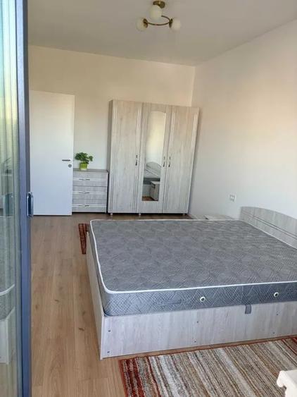 Apartament cu 2 camere decomandat, mobilat în Păcii