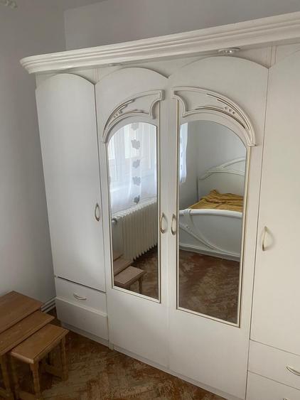 Apartament cu 3 camere decomandat în Independenței