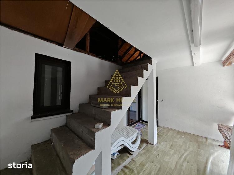 Casă cu 6 camere cu Teren 800 Mp în Gârleni