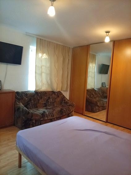 Apartament cu 3 camere semidecomandat în Bahne