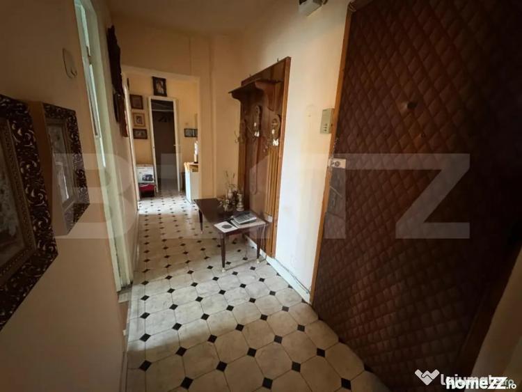 Apartament cu 2 camere decomandat în Decebal