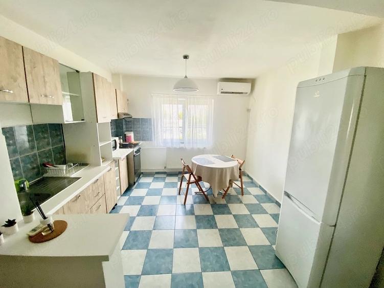 Apartament cu 2 camere decomandat în Vitan