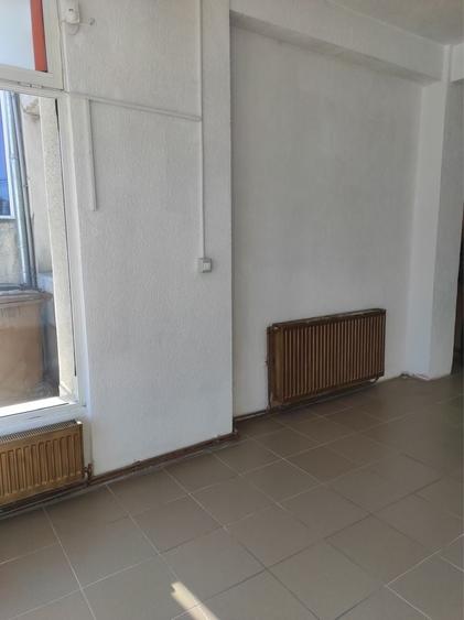 Spațiu comercial, de 55 mp, în Central