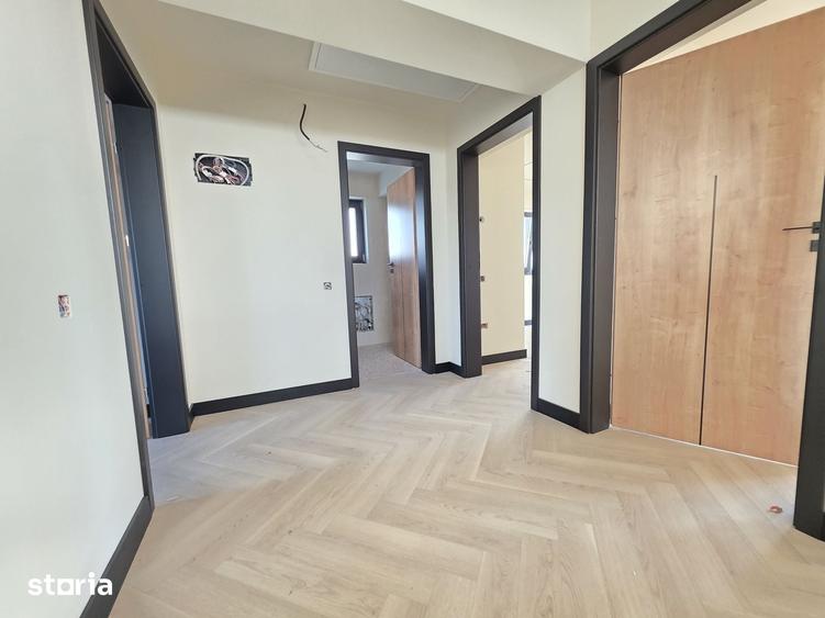 Casă cu 4 camere cu Teren 500 Mp în Central