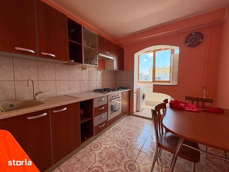 Apartament cu 3 camere în Titan