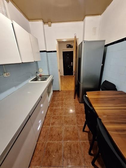Apartament cu 2 camere decomandat în Titan