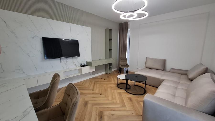 Apartament cu 2 camere decomandat în Pipera