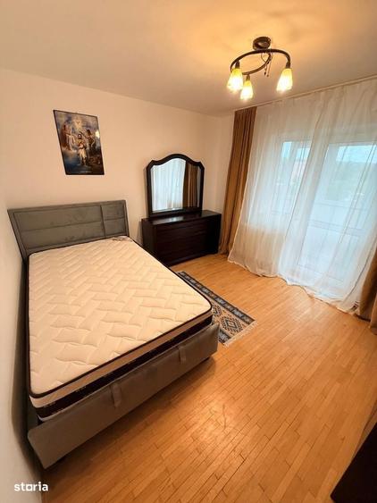 Apartament cu 3 camere decomandat în Păcurari