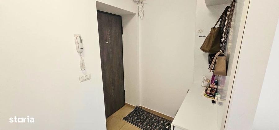 Apartament cu 2 camere, mobilat în Sud