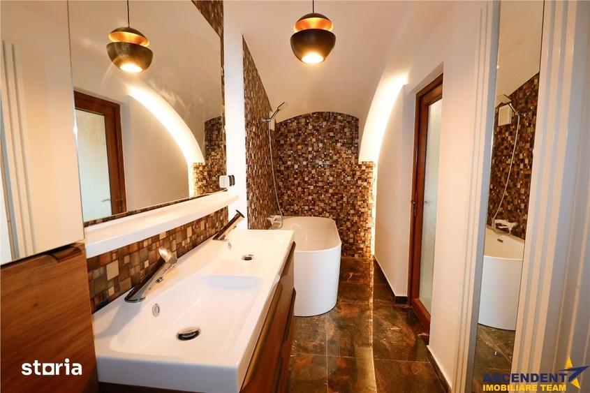 Apartament cu 3 camere în Centrul Istoric