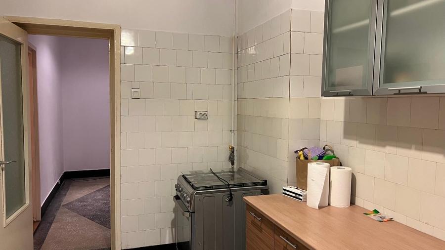 Apartament cu 2 camere semidecomandat, mobilat în Banu Mărăcine