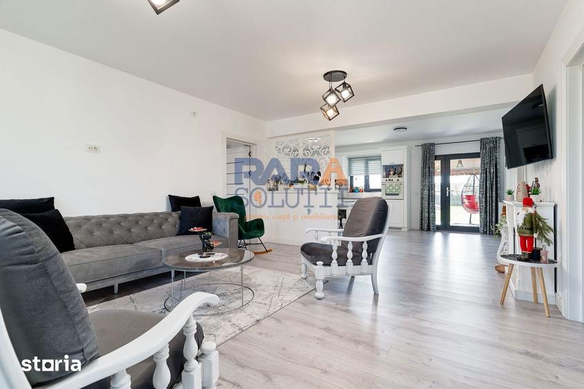 Casă cu 4 camere cu Teren 1400 Mp în Secu