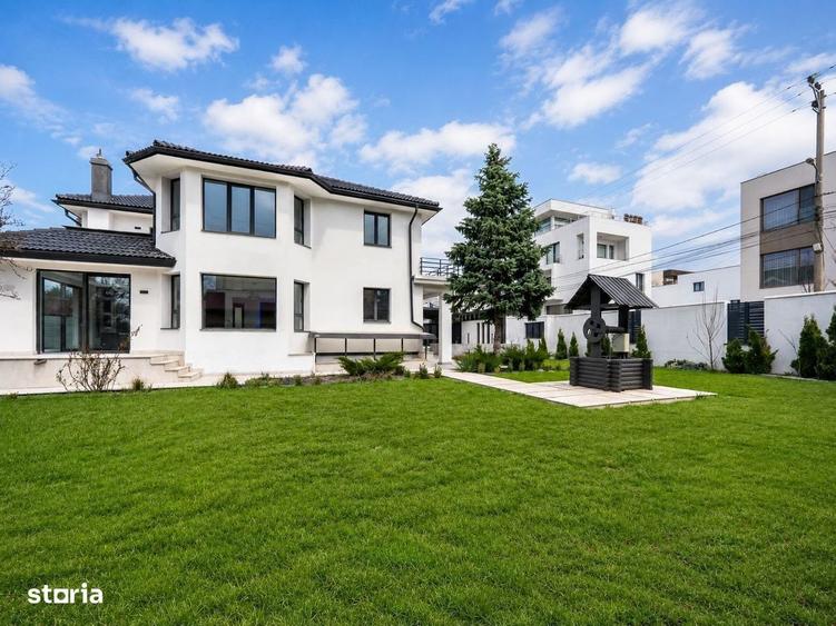 Casă cu 4 camere în Izvorani