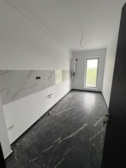 Apartament cu 2 camere decomandat în Theodor Pallady