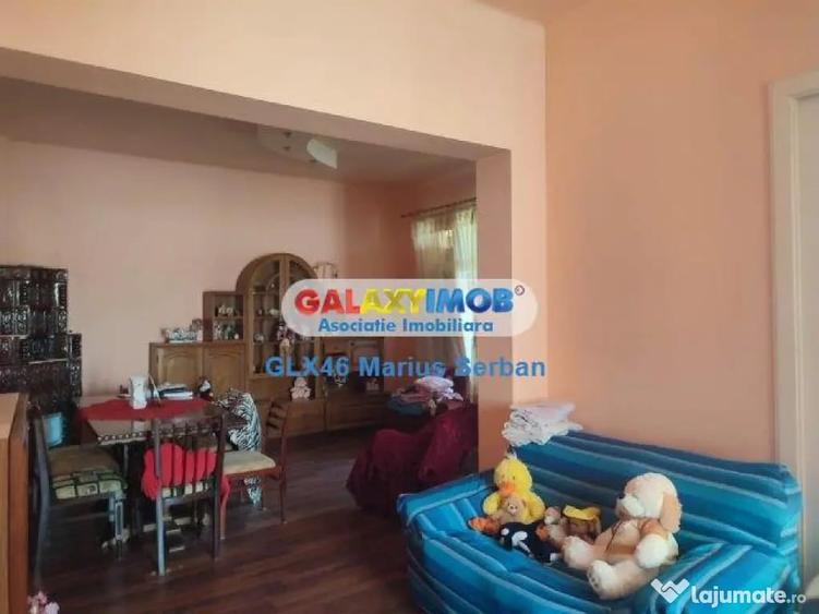 Casă cu 3 camere cu Teren 2354 Mp în Răzvad
