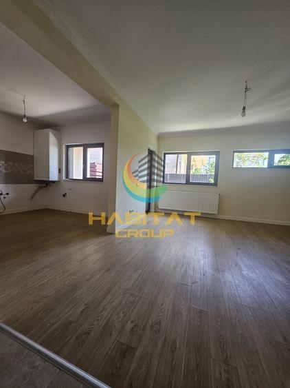 Casă cu 4 camere cu Canalizare în Central