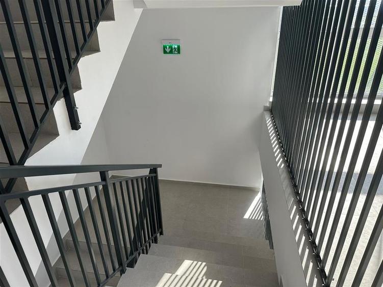 Apartament cu 2 camere semidecomandat, mobilat în Exterior Sud