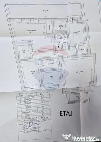 Casă cu 8 camere cu Teren 1200 Mp în Mogoșoaia