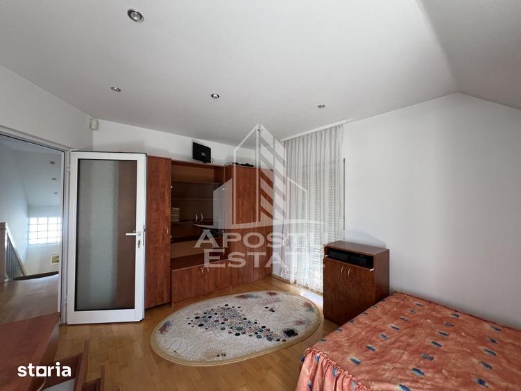 Casă cu 4 camere cu Teren 650 Mp în Steaua