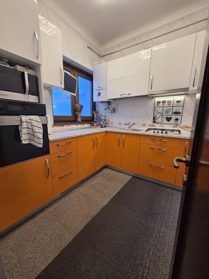Casă cu 4 camere cu Teren 300 Mp în Ultracentral