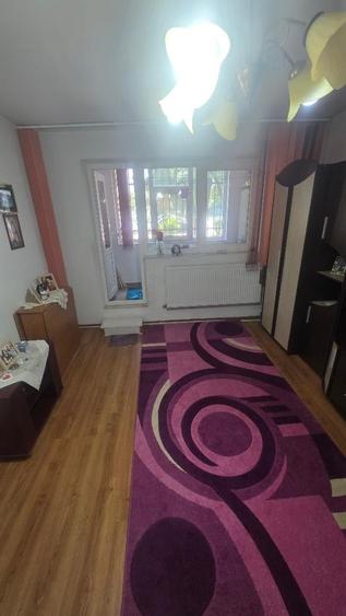2 Camere,decomandat,Zona CET - 2