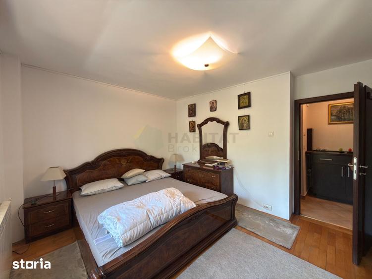Apartament cu 4 camere decomandat în Cișmigiu