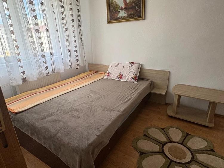 Apartament cu 2 camere nedecomandat în Vasile Aaron