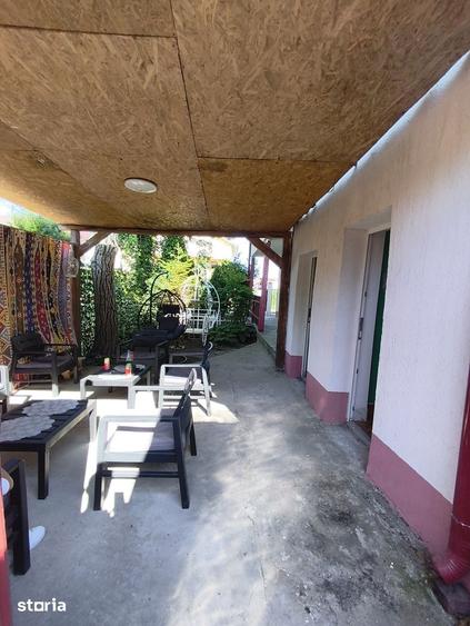 Casă cu Teren 250 Mp în Central