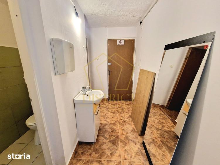 Spațiu comercial, de 100 mp, în Odobescu