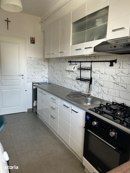 Apartament cu 3 camere decomandat în Valea Lupului