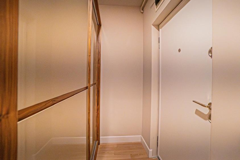 Apartament cu 4 camere în Universitate
