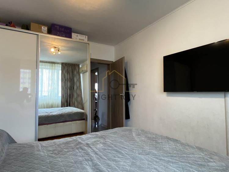 Apartament cu 3 camere semidecomandat, mobilat în Ștefan cel Mare