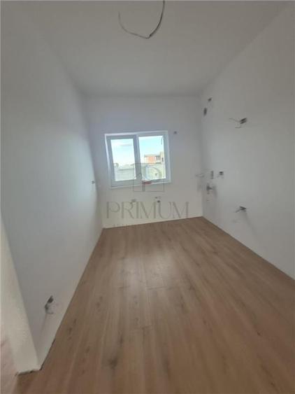 Duplex cu 4 camere cu Teren 375 Mp în Moșnița Nouă