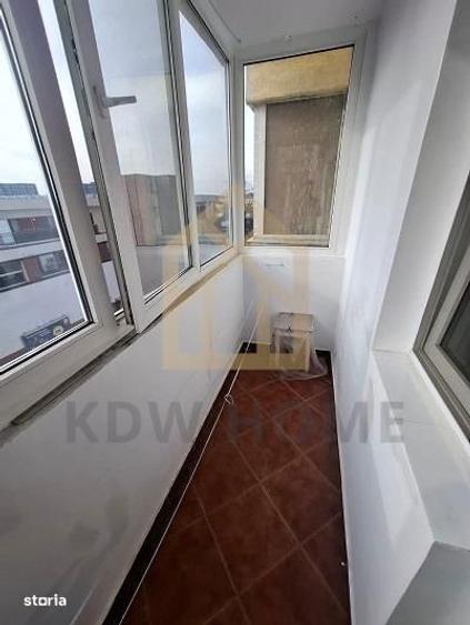 Apartament cu 3 camere decomandat, mobilat în Tei