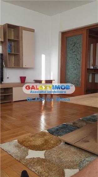 Apartament cu 2 camere decomandat, mobilat în Panduri