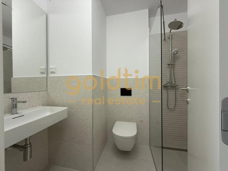 Apartament cu 4 camere decomandat în Floreasca