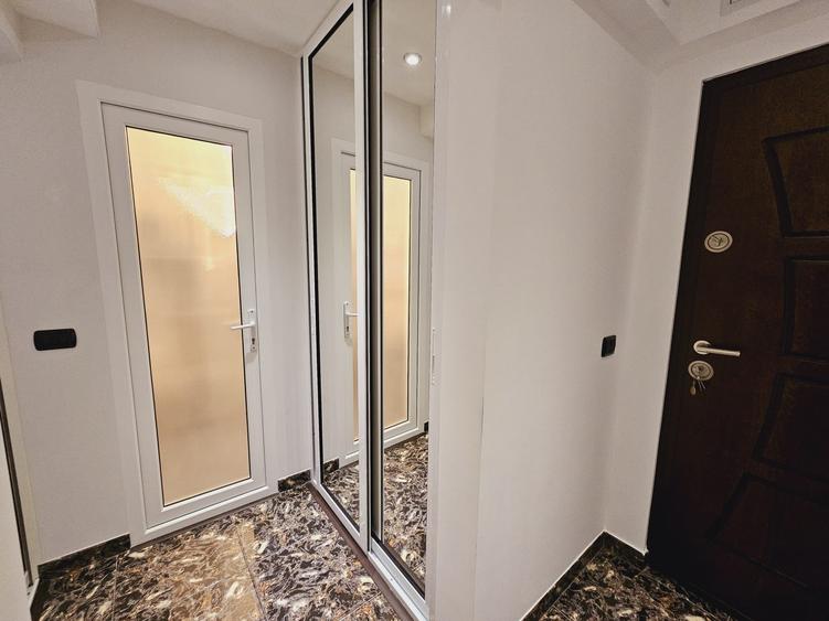 Apartament cu 2 camere semidecomandat în Micro 40