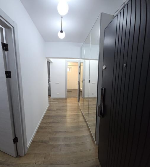 Garsonieră decomandată în Brâncoveanu