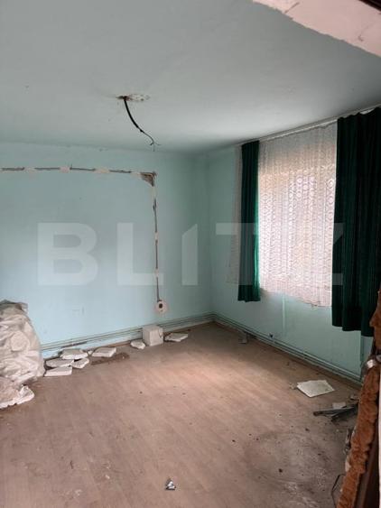 Casă individuală cu 2 camere cu Garaj în Gherla