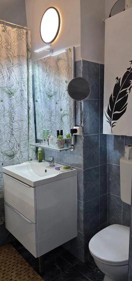 Apartament cu 3 camere decomandat în Energiei