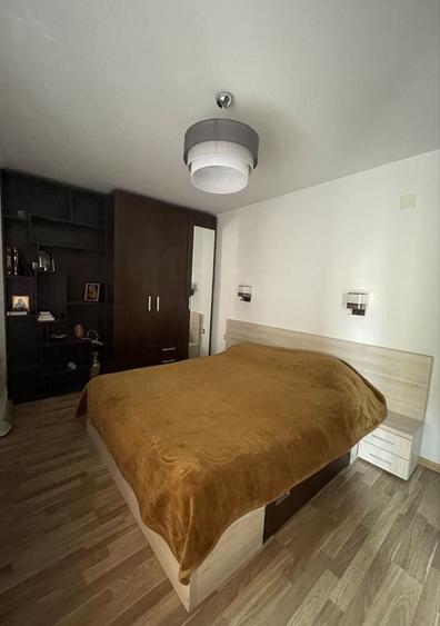 Apartament cu 4 camere decomandat în Chiajna